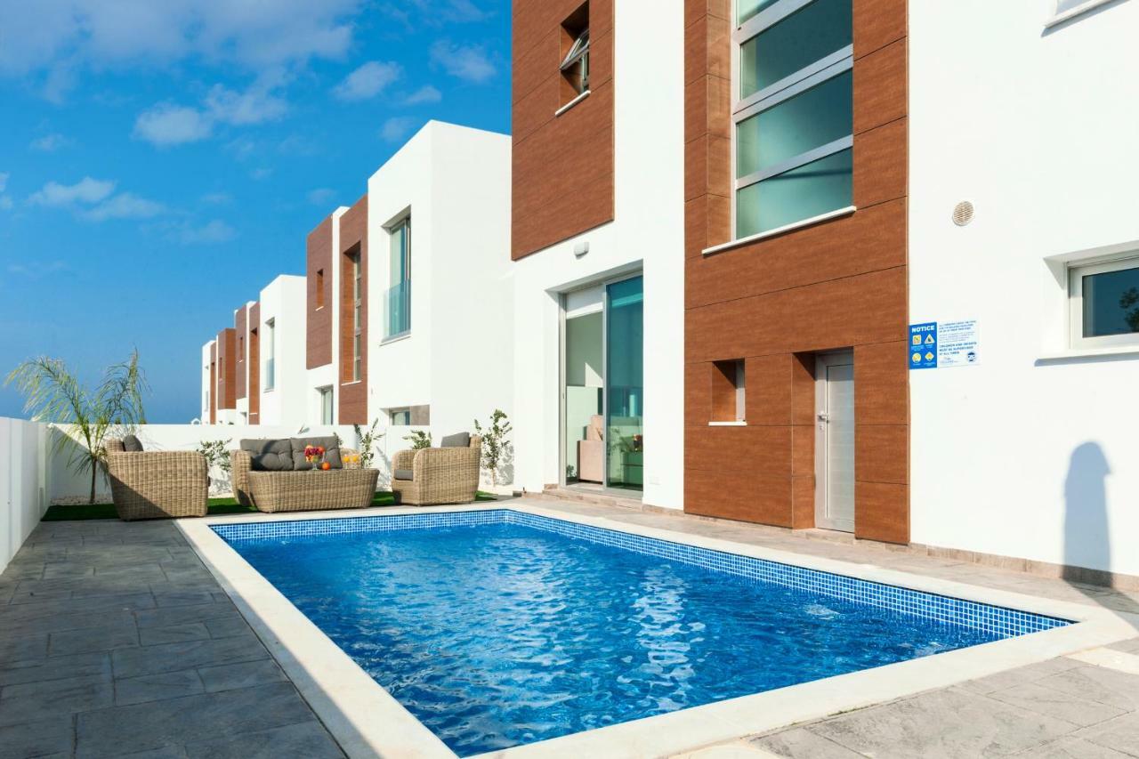 Villa Carmen Протарас Екстериор снимка
